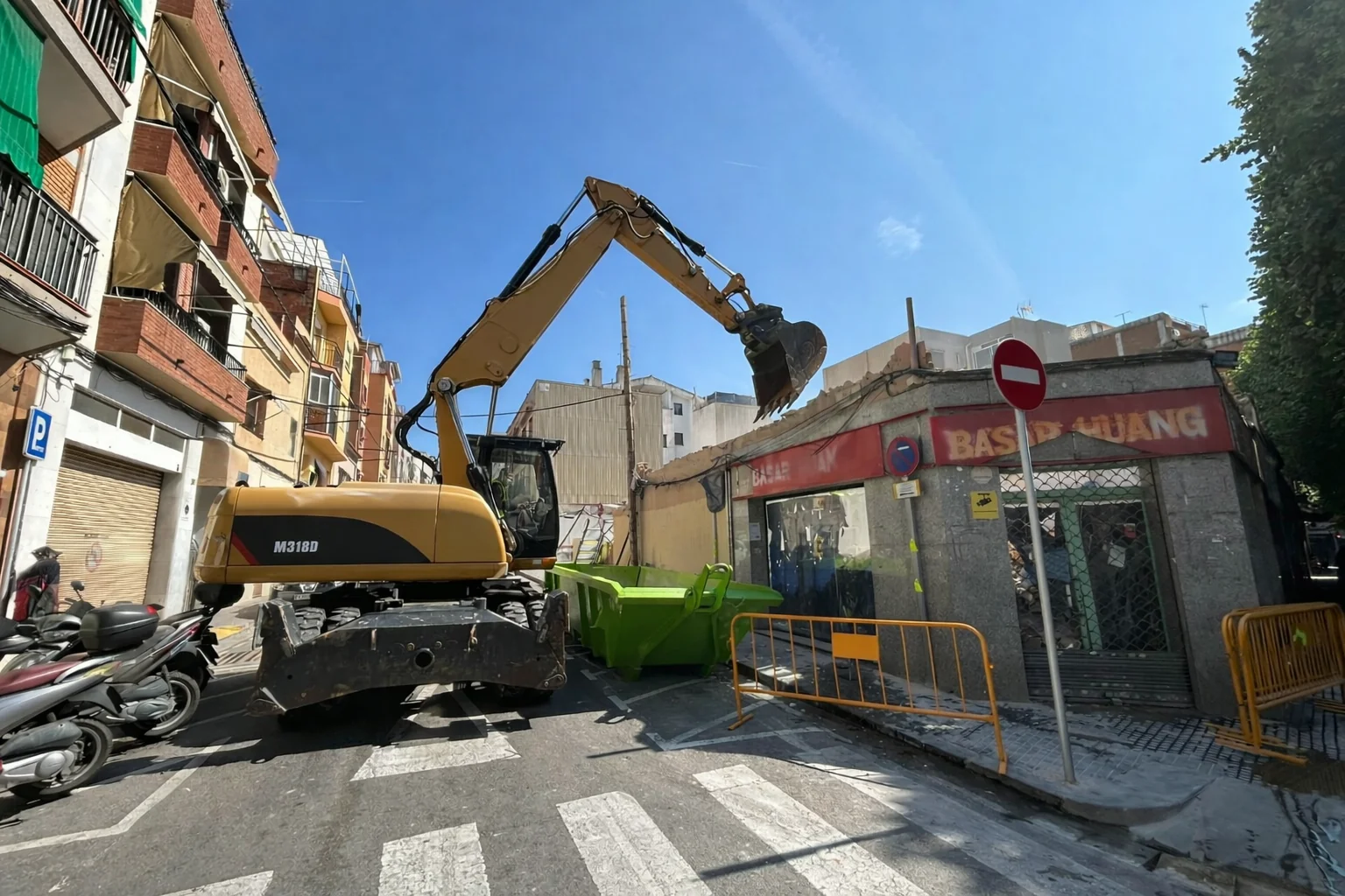 Calle Magallanes, n 30 Santa Coloma de Gramanet — fotografía 3